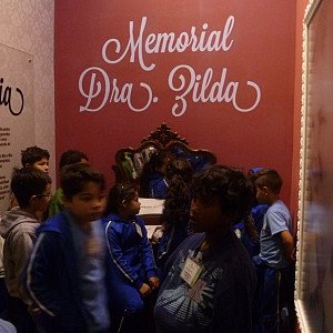 2016_05_12_escola_municipal_elza_lerner_36_20160530_1190180579 932 800 600 80 rd 255 255 255
