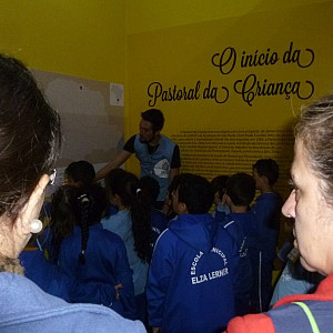 2016_05_12_escola_municipal_elza_lerner_43_20160530_1041091128 939 800 600 80 rd 255 255 255