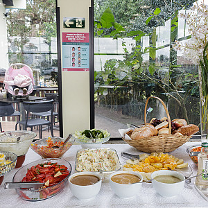 Web_ _Feijoada_da_Pastoral_da_criana_ _Cantina_Museu_da_vida 16